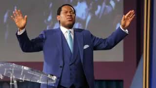 Pastor Chris Oyakhilome singing in tongues [upl. by Jerri]