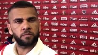 Daniel Alves da entrevista TOTALMENTE CHEIRADO DE COCAÍNA 😟 [upl. by Ariat493]