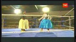 Las Cholitas Luchadoras Lucha Libre Boliviana [upl. by Ethbun450]