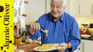 Real Spaghetti Carbonara  Antonio Carluccio [upl. by Capp]