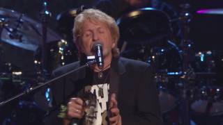 Inductees Yes Perform quotRoundaboutquot Rock amp Roll Hall of Fame 2017 [upl. by Myrt818]