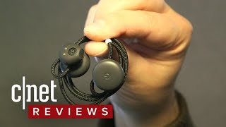 See how Pixel Buds translate languages on the fly [upl. by Uahc342]