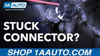 How to Fix a Stuck Bulb Connector [upl. by Edelsten396]