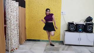 Oonchi Hai Building 20  Lift Teri Bandh Hai Full Video Song Judwaa 2 HD [upl. by Robby]