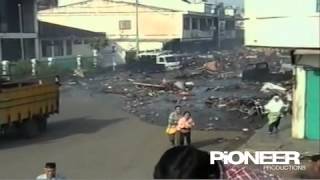 Tsunami flood through the streets of Banda Aceh [upl. by Atinyl]