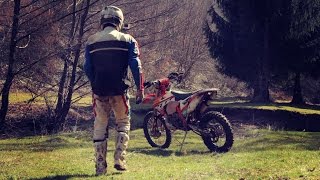 The Enduro Weapon  KTM EXC250 2015 [upl. by Akihsar]