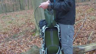 Osprey Talon 44 External Hydration Bladder Sleeve [upl. by Hanaj]