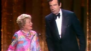 Walter Matthau and Janet Gaynor 1978 Oscars [upl. by Purdy280]