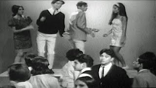 American Bandstand 1967  Gimme Little Sign Brenton WoodI Had A Dream Paul Revere amp the Raiders [upl. by Sara-Ann345]