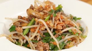 Meat Sauce Shirataki Pasta Recipe LowCarb Miracle Noodles with Tomato Meat Sauce [upl. by Socram]