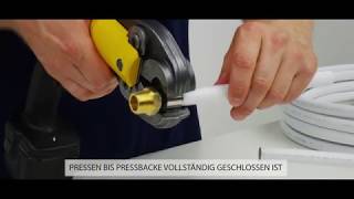 Montage PRESSFITTING mit Mehrschichtverbundrohr von PIPETEC [upl. by Ybbob]