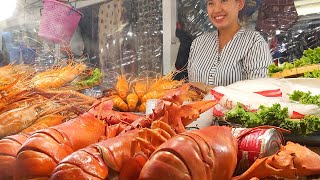 Street Food in Bangkok Thailand Best Stalls of Central World Square [upl. by Frasco715]