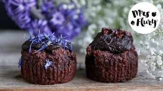 Gesunde Schoko Muffins vegan ohne Mehl und ohne Zucker backen [upl. by Katerina517]