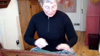 Traditional mountain dulcimer BEGINNER8 RETUNING to 4 modes [upl. by Blakelee]