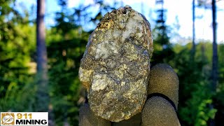 Finding Gold Bearing Quartz In Outcrops I Have Driven By 100 Times [upl. by Muirhead]