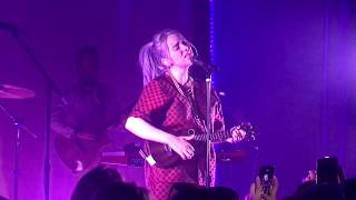 Hotline BlingParty Favor Billie Eilish LIVE [upl. by Aoh607]