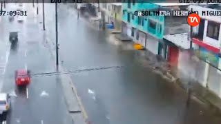 Guayaquil soportó 18 horas de intensas lluvias [upl. by Sacram]