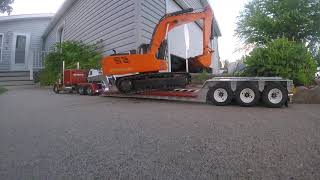 Loading 4200xl Excavator on Lowboy RC4WD [upl. by Swen]