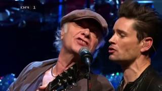 Kim Larsen amp Kjukken  Dejlig Er Jorden DRs Juleshow 2012 lyrics [upl. by Chasse]