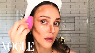 Jessica Alba’s Guide to a Daytime Smoky Eye  Beauty Secrets  Vogue [upl. by Yenaffit47]